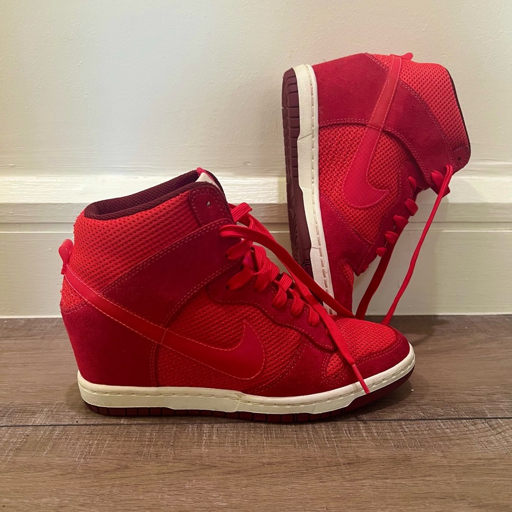 Nike Dunk Sky Hi Dunk Hidden Wedge Heel Red Women’s Size 7.5